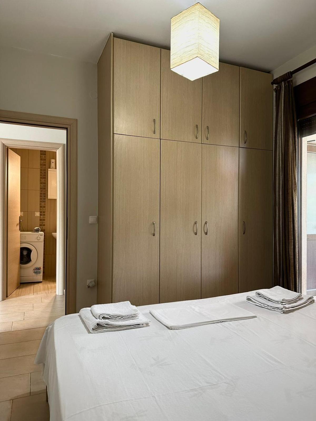 Canal Luxury Apartments 尼坡帝 外观 照片